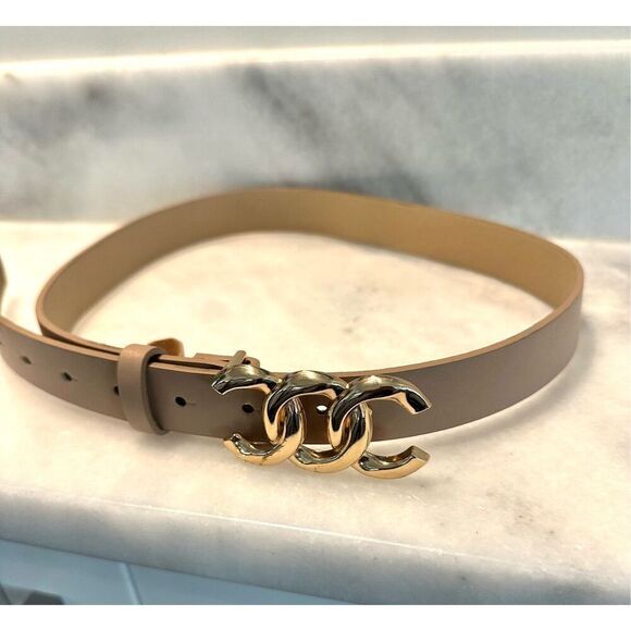 NWOT Faux Leather Gold-tone Buckle Cinch Waist Adjustable Belt Beige 39" - Picture 1 of 3